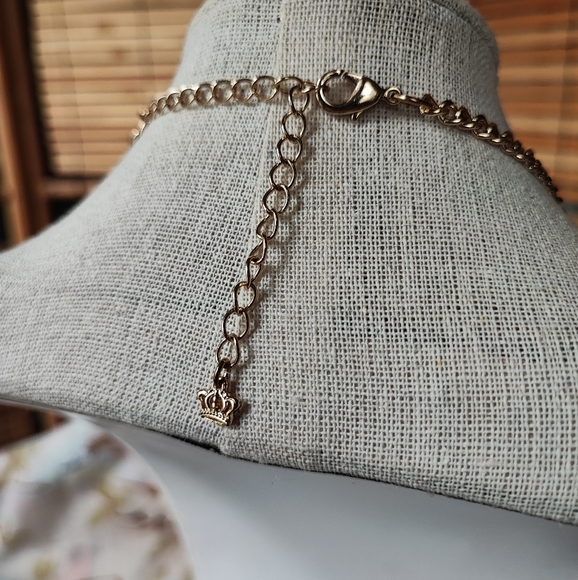 Milky Opaline Seafoam Crystal Glass Gold Tone Statement Necklace Crown Logo NEW - Picture 10 of 10